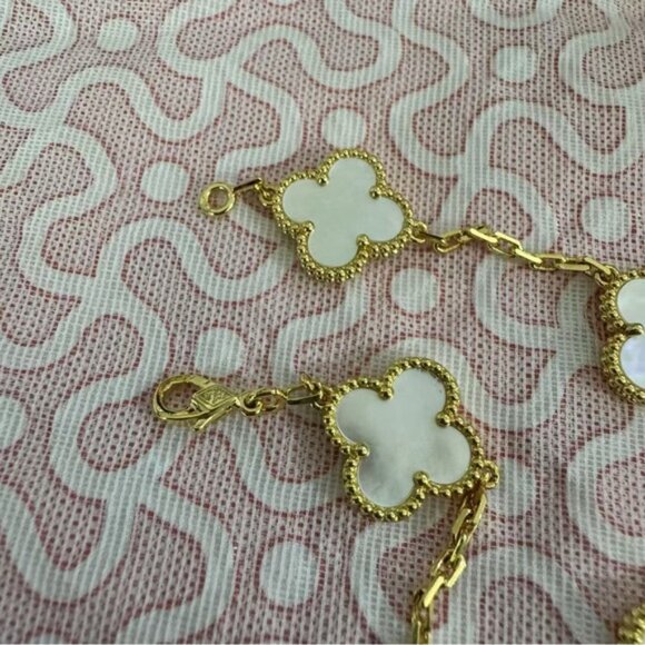 VCA Vintage Alhambra 10 Motifs White Mother of Pearl 18kt Yellow Gold - Picture 4 of 8